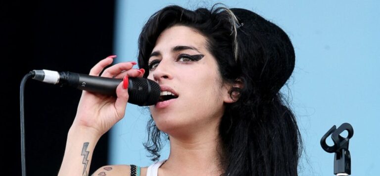 GTY_amy_winehouse_1_jt_160723_16x9_992